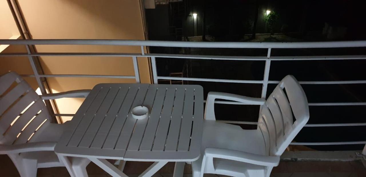 Studio- Grand Bay- 30 Meters From The Beach Exterior foto